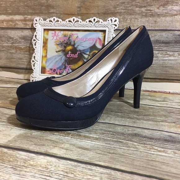nine west navy blue heels